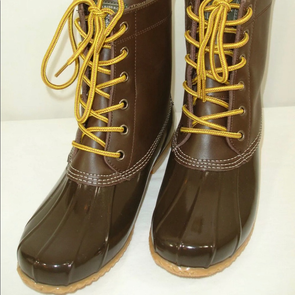 BassWomen’s Waterproof Duck Boots Leather Upper 10